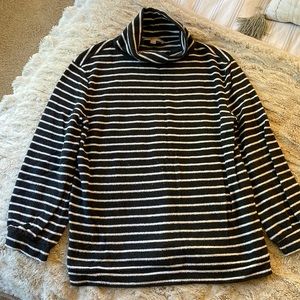 Ann Taylor Loft Maternity Fleece Terry Sweater Medium